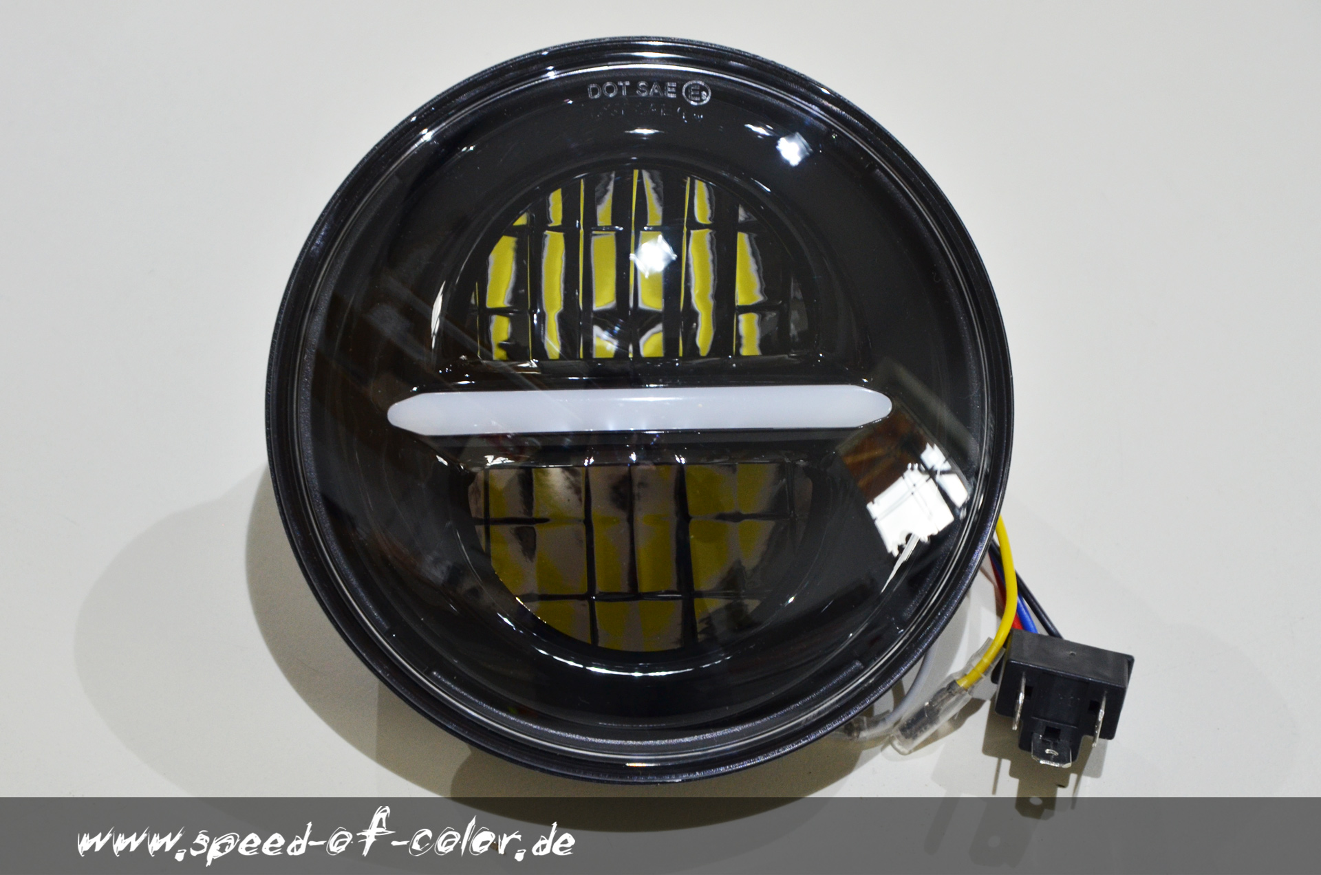 5.75 LED-Scheinwerfer mit Sockelhalterung Modell 8691 schwarz 