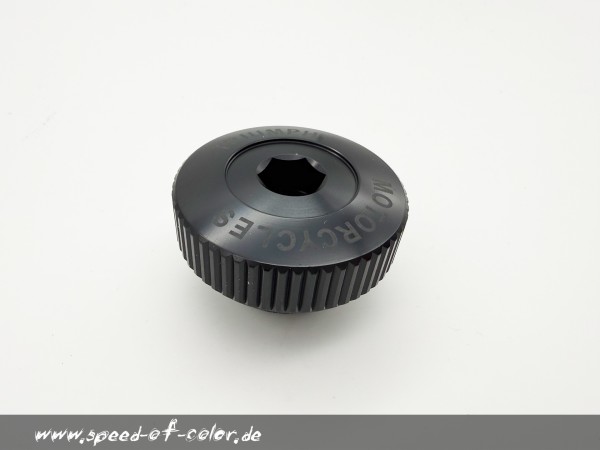 triumph-oeleinfuelldeckel-gefraest