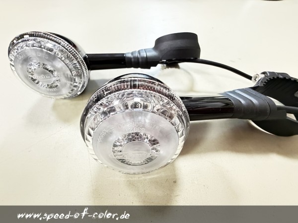 triumph-bobber-blinker-vorne