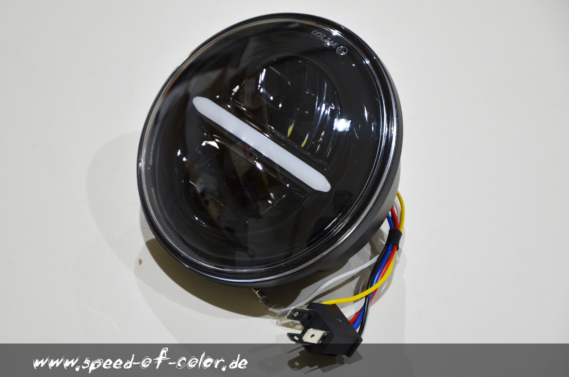 5.75 LED-Scheinwerfer mit Sockelhalterung Modell 8691 schwarz 