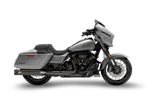 zard-harley-davidson-CVO-street-glide -slip-on-2-2